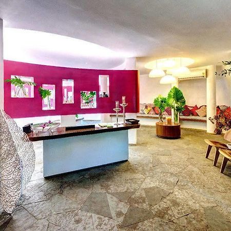 The Ffort Raichak. Hotel Calcutta Buitenkant foto