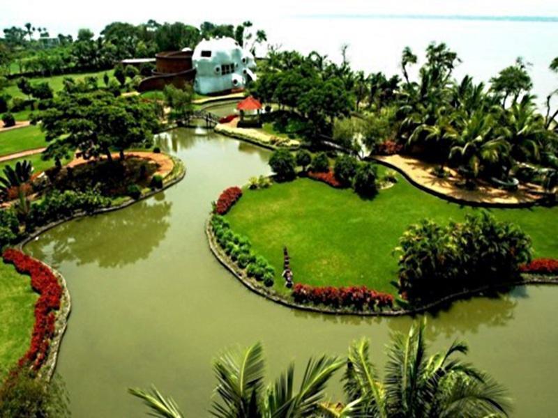The Ffort Raichak. Hotel Calcutta Buitenkant foto