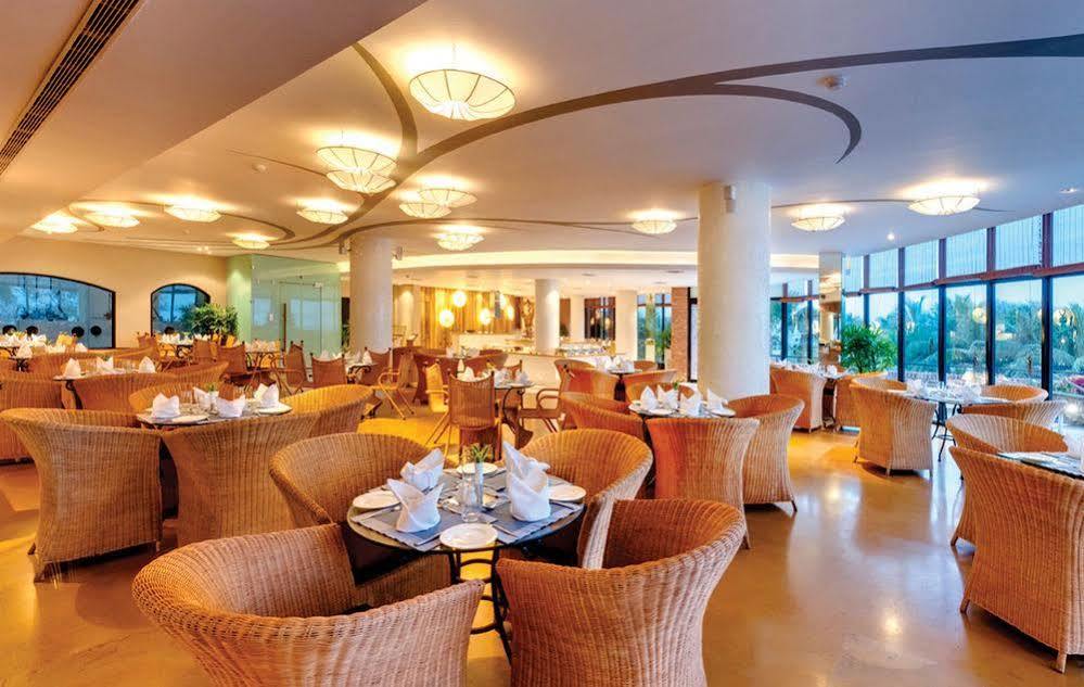 The Ffort Raichak. Hotel Calcutta Buitenkant foto